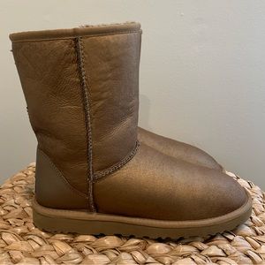 ugg metallic